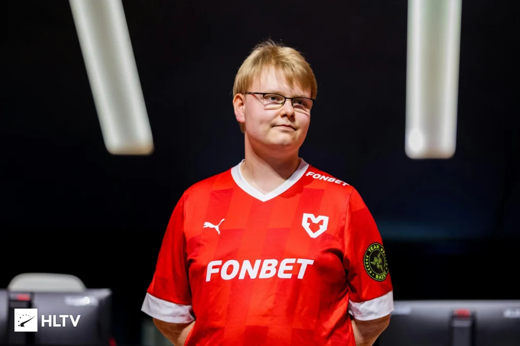 Jimi Jimpphat Salo, MOUZ CS2 player