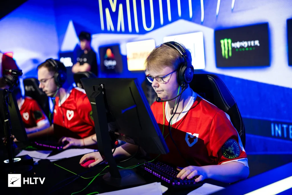 Jimi Jimpphat Salo, MOUZ CS2 player