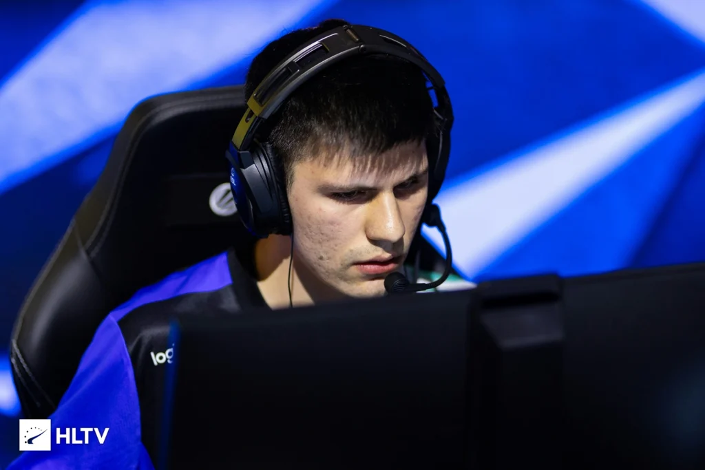 Valeriy b1t Vakhovskiy, NAVI CS2 roster player